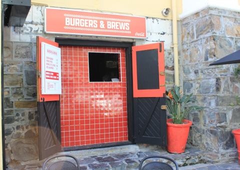 Burgers & Brews